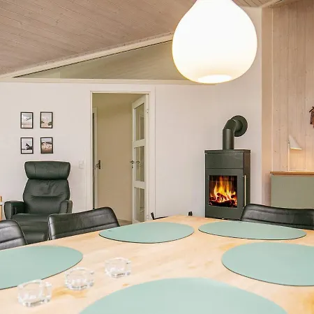 Casa de Férias 4 Star Holiday In Bl Vand *