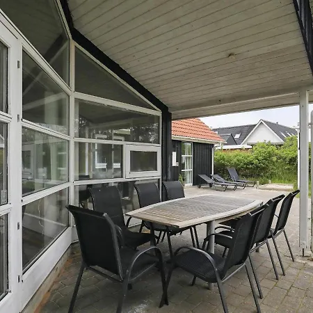4 Star Holiday In Bl Vand Blåvand